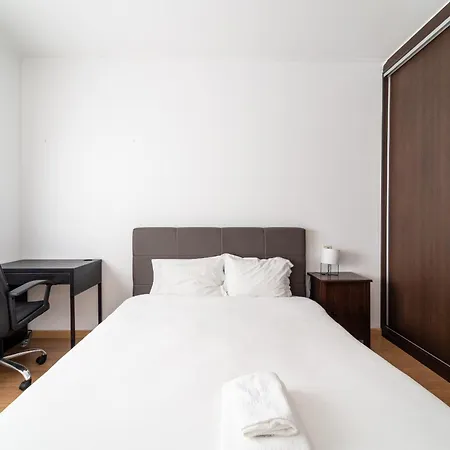 Apartment Bracara Living By House And People Braga